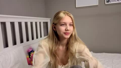 Emma online show from December 4, 2025, 9:51 am