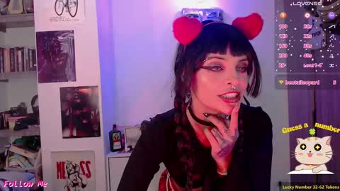 Snapshot of lila_bratz chatting on September 12, 2025, 8:53 pm Lila online show from September 12, 2025, 8:53 pm