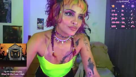 Snapshot of lila_bratz chatting on October 31, 2025, 6:03 am Lila online show from October 31, 2025, 6:03 am