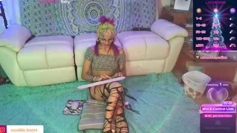 Snapshot of lila_bratz chatting on January 6, 2026, 12:58 am Lila online show from January 6, 2026, 12:58 am