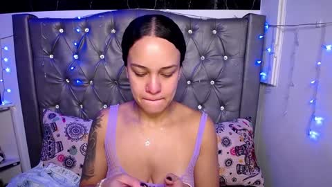 Snapshot of lila_gummy_ chatting on January 24, 2025, 11:48 am online show from January 24, 2025, 11:48 am