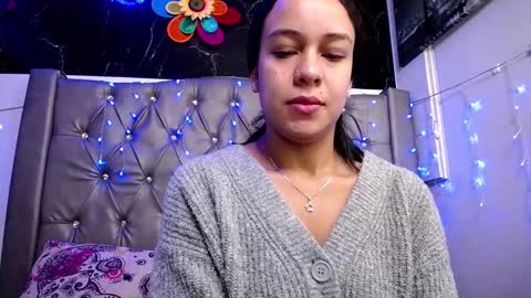 Snapshot of lila_gummy_ chatting on February 15, 2025, 2:22 pm online show from February 15, 2025, 2:22 pm