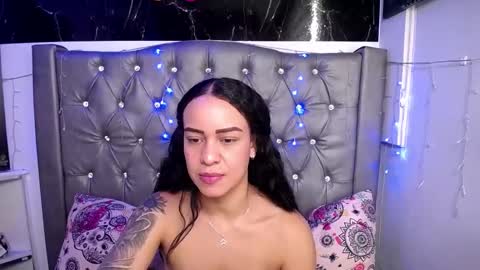 Snapshot of lila_gummy_ chatting on February 20, 2025, 5:51 pm online show from February 20, 2025, 5:51 pm