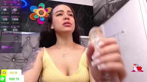 Snapshot of lila_gummy_ chatting on November 24, 2025, 2:39 pm online show from November 24, 2025, 2:39 pm