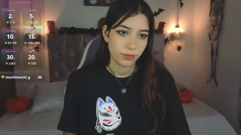 lila_min online show from October 20, 2025, 2:39 pm