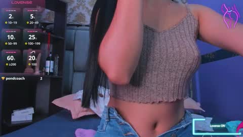 Snapshot of lila_pinky chatting on October 30, 2025, 1:34 pm L I L A online show from October 30, 2025, 1:34 pm