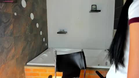 L I L A online show from January 8, 2026, 12:07 pm