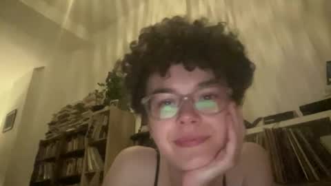 lilac_dreamsss online show from May 25, 2026, 11:33 pm
