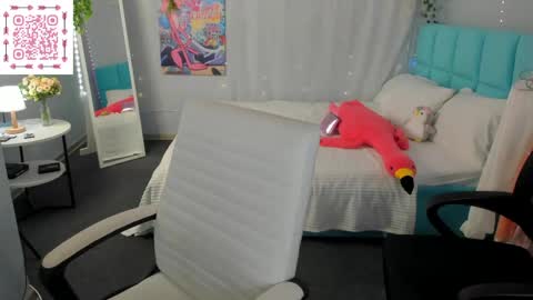 Lili online show from June 10, 2026, 2:56 am
