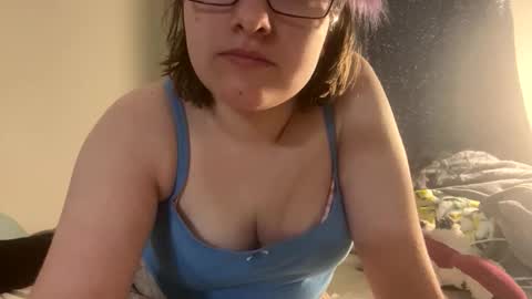 Snapshot of lilaccandy chatting on November 19, 2025, 8:47 am lilaccandy online show from November 19, 2025, 8:47 am