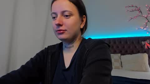 LilaVame online show from October 6, 2025, 7:11 pm