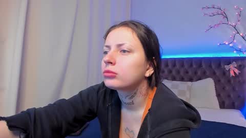 LilaVame online show from November 1, 2025, 8:44 pm