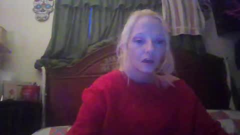 Snapshot of lilbit4u chatting on February 19, 2025, 11:36 pm lilbit4u online show from February 19, 2025, 11:36 pm