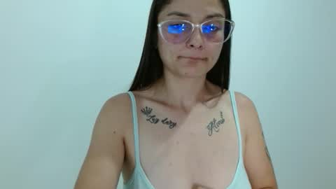Valeri Villalobos  IG villa lobosvaleri online show from March 31, 2026, 2:24 am