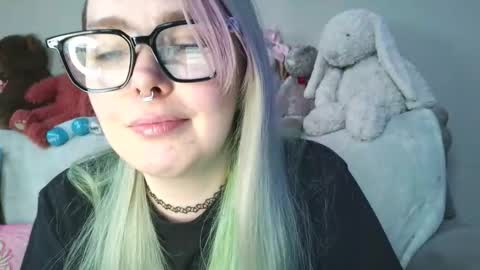 emily ryanson online show from February 10, 2026, 10:25 pm