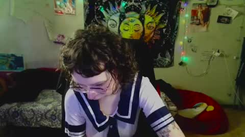 Snapshot of lileyfoxxx chatting on July 15, 2026, 12:32 pm Lil online show from July 15, 2026, 12:32 pm