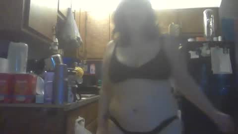 Snapshot of lilgremmie chatting on September 29, 2025, 12:21 pm LilGremmie online show from September 29, 2025, 12:21 pm