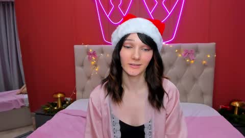 Snapshot of lili_flowerr chatting on December 16, 2024, 4:55 am Lilli follow me kiss online show from December 16, 2024, 4:55 am