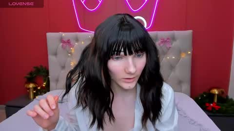 Snapshot of lili_flowerr chatting on January 5, 2025, 3:13 pm Lilli follow me kiss online show from January 5, 2025, 3:13 pm