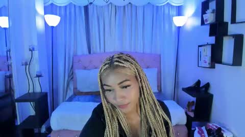 Snapshot of lili_harvey chatting on October 3, 2025, 3:25 am Lili online show from October 3, 2025, 3:25 am