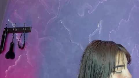 Lili  online show from November 25, 2025, 7:25 pm