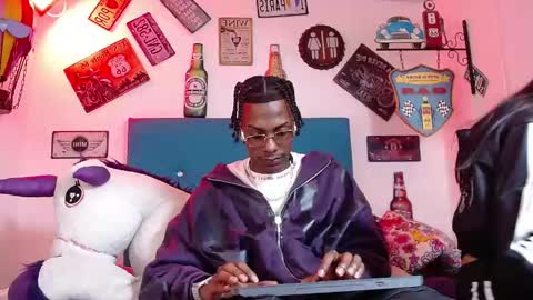 lili_roussi online show from December 4, 2025, 1:48 am