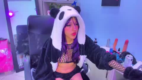 Snapshot of lili_starr chatting on July 9, 2026, 6:28 am lili_starr online show from July 9, 2026, 6:28 am