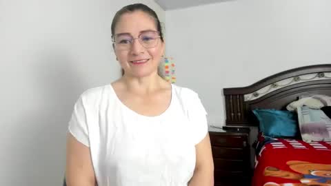 Snapshot of lilia344965 chatting on December 12, 2024, 11:36 pm liliamilf online show from December 12, 2024, 11:36 pm