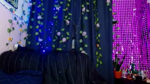 yesica online show from March 6, 2026, 1:24 am