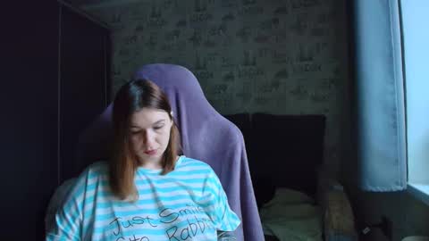 liliawoolf online show from November 24, 2025, 11:10 am