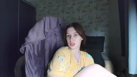 liliawoolf online show from December 17, 2025, 6:14 pm