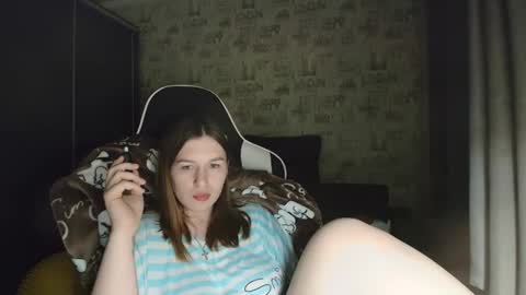 liliawoolf online show from March 22, 2026, 6:00 pm