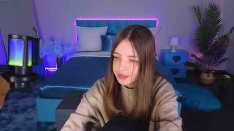 Lili Bakery online show from October 6, 2025, 1:36 am