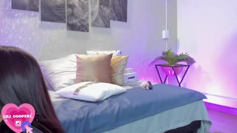 Lili Cooper online show from December 9, 2024, 11:45 pm