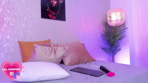 Lili Cooper online show from January 18, 2025, 12:46 am