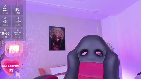 Lili Cooper online show from January 21, 2025, 8:32 pm