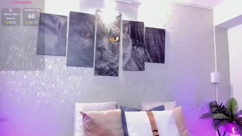 Lili Cooper online show from October 22, 2025, 8:08 pm