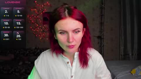 Lilie online show from October 23, 2025, 9:35 pm