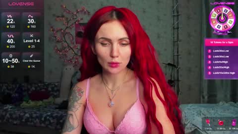 Lilie online show from November 11, 2025, 6:41 pm