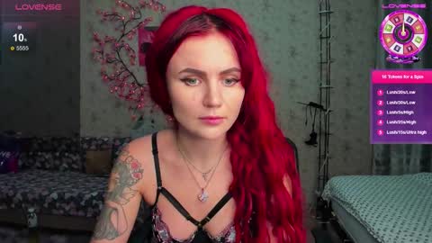 Lilie online show from November 13, 2025, 7:13 pm