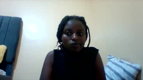 liligal online show from May 17, 2026, 5:27 am