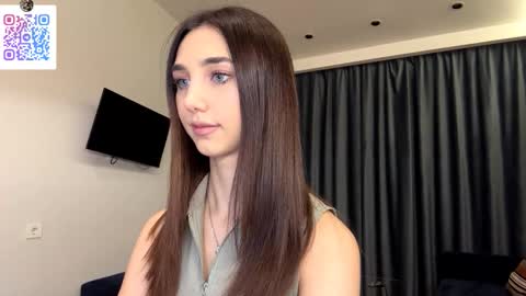 Lina online show from December 20, 2025, 10:17 pm