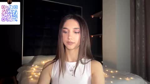 Lina online show from March 2, 2026, 10:38 pm