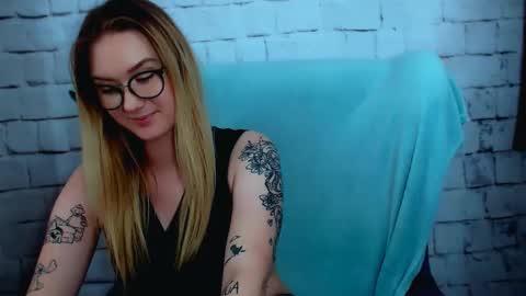 LiliiaSugar online show from December 20, 2024, 1:36 am