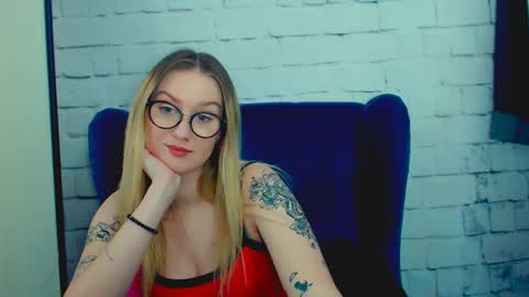 LiliiaSugar online show from January 15, 2025, 9:30 pm