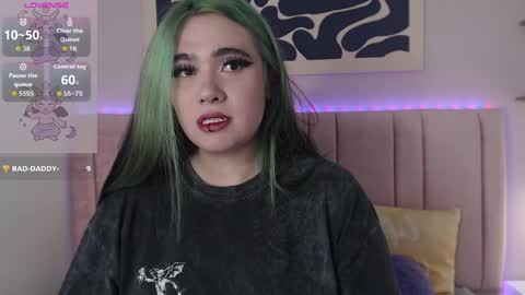 Liliith  online show from April 6, 2026, 8:32 pm