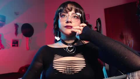 Molly online show from December 11, 2024, 1:37 am