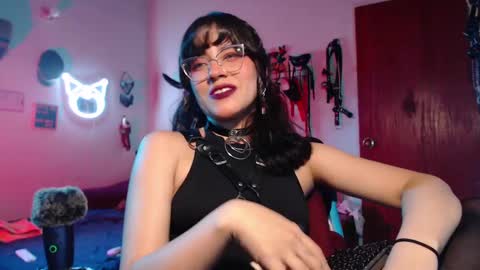 Molly online show from January 16, 2025, 2:19 am