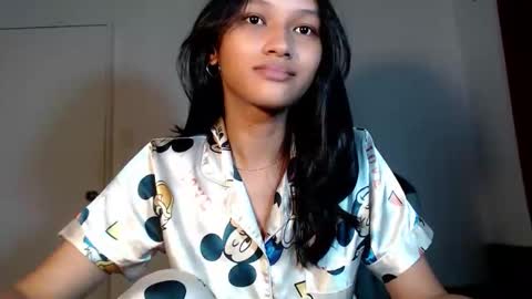 Chloe online show from January 11, 2026, 10:53 am