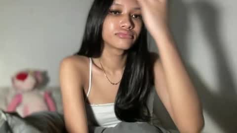 Chloe online show from July 3, 2026, 5:03 am